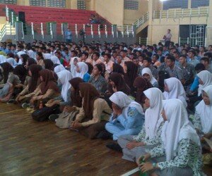 Foto- Siswa yang mengikuti sosialisasi penerimaan sekolah Polri di Tambun, Bekasi.(lina)