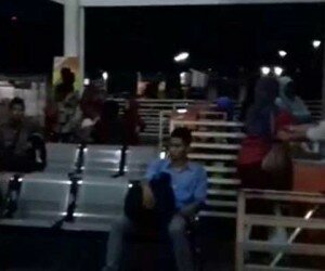 Penumpukan penumpang di Stasiun Paledang semakin berkurang setelah mengembalikan tiket dan memilih angkutan lain