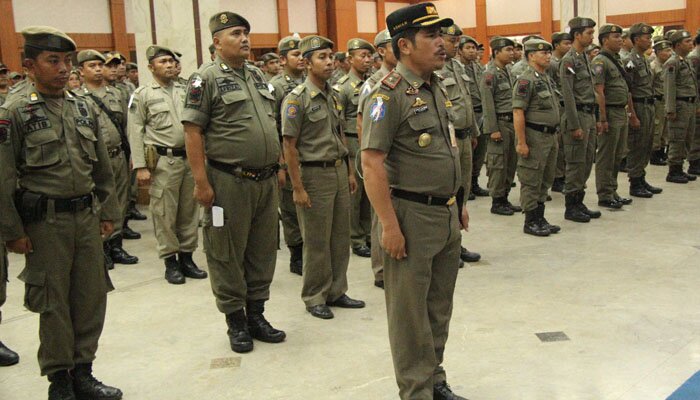 Satpol PP Jakarta Barat.(tarta)