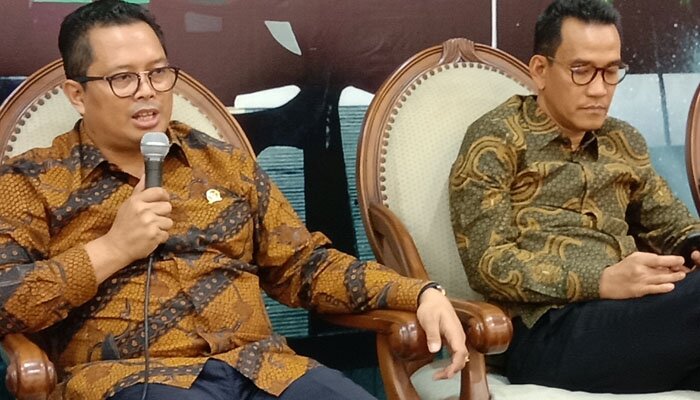 Mahyudin dan Refli Harun (rizal)