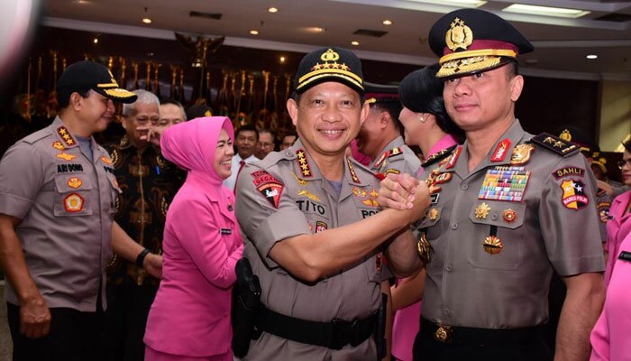 Kapolri Jenderal Muhammad Tito Karnavian memimpin upacara kenaikan pangkat perwira tinggi (pati) polisi. (Ist)