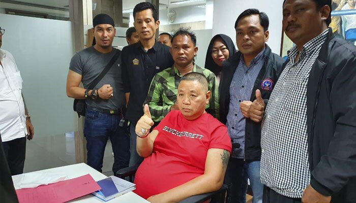 Harianto Badjoeri bersama dua paguyuban etnis. (ist)