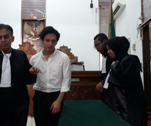 Jefri Nichol di ruang sidang PN Jakarta Selatan.(firda)