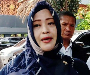 Anggota DPD Fahira Idris (tengah) di Polda Metro Jaya, Jakarta Selatan, Jumat (8/11/2019). (ist)