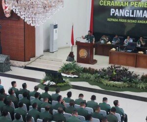 Panglima TNI Marsekal TNI Dr. (H.C.) Hadi Tjahjanto, S.I.P. berceramah di hadapan 566 Perwira Siswa Seskoad, Seskoal dan Seskoau tahun 2019, bertempat di Sekolah Staf dan Komando Angkatan Darat. (ist)