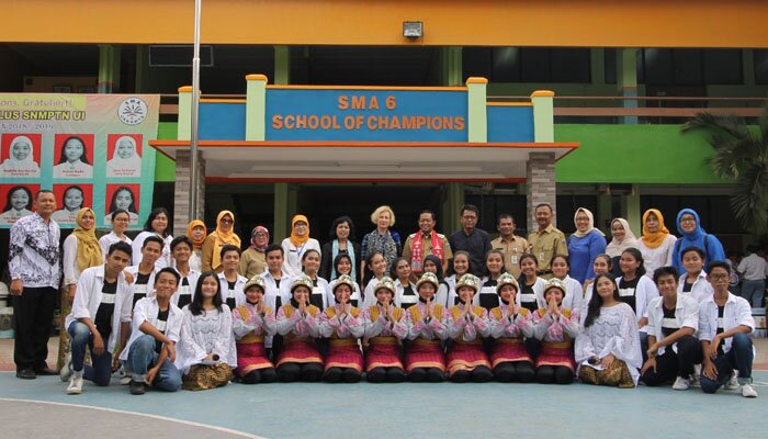 Dubes Rusia hadiri hari guru di SMAN 6- (wandi)