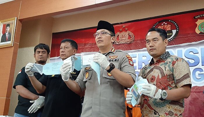 Ekspose Pengganjal ATM