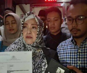 Fahira Idris saat melapor ke Polda, Jumat (1/11/2019).(firda)