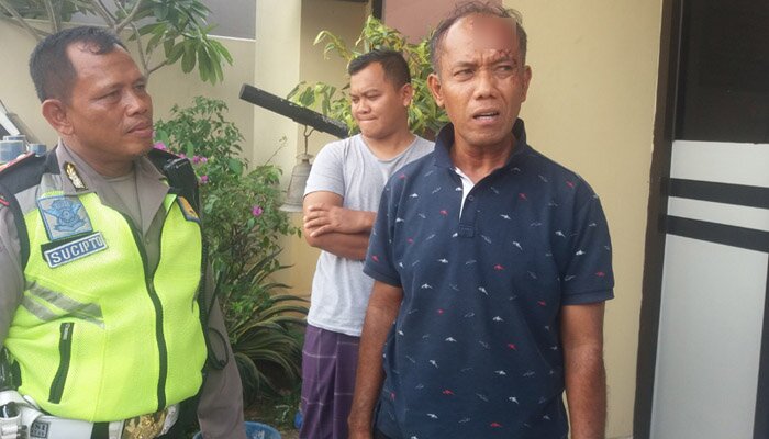 Korban yang dikepruk tukang pijat.(angga)