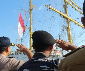 Lanal Banyuwangi Lepas KRI Bima Suci di Pelabuhan Tanjung Wangi. (ist)