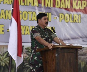 Panglima TNI Marsekal TNI Dr. (H.C.) Hadi Tjahjanto, S.I.P.(ist)