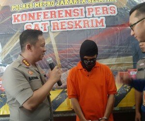 Pencuri laptop di hotel ditangkap.(adji)