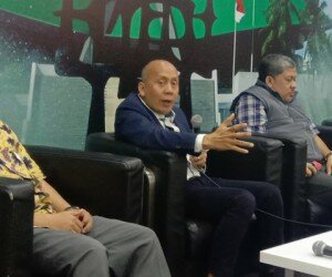 Anggota Komisi II DPR RI Saan Mustapa saat meaparkan soal Pilkada. (rizal)