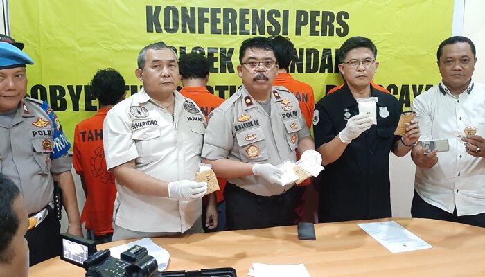 Pengedar sabu di stasiun MRT H. Nawi ditangkap.(adji)