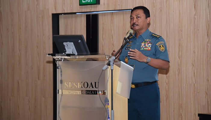 seskoau 1-(dispenal)