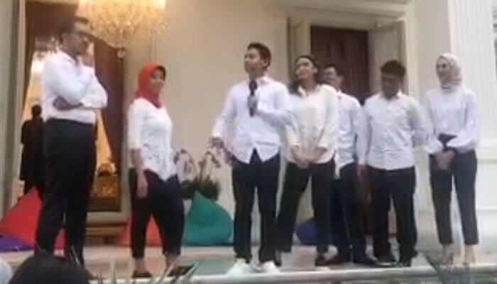 Ini tujuh (7) staf khusus baru Presiden Jokowi, diambil dari kalangan milenial.