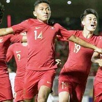 Pemain-pemain TImnas U-19 (Garuda Muda) rayakan gol kemanangan. (ist)