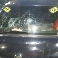 angkot yang dirusak. (Angga)