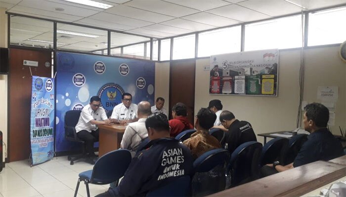Kepala Badan Narkotika Nasional Kota (BNNK) Jakarta Selatan, AKBP Mohammad Nasrun memberi keterangan pers.(adji)