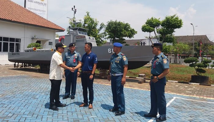 Danlanal Semarang Terima Kunjungan Kerja Sekretaris-(ist)
