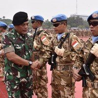 Diplomat Militer-(ist)