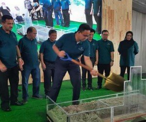 Gubernur DKI Jakarta Anies Rasyid Baswedan saat Groundbreaking Hunian DP 0 Rupiah Nuansa Cilangkap. (ist)