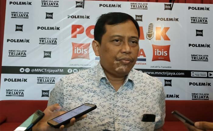 Kepala Biro Komunukasi dan Layanan Masyarakat Kemendikbud, Erlangga Masdiana. (ikbal)