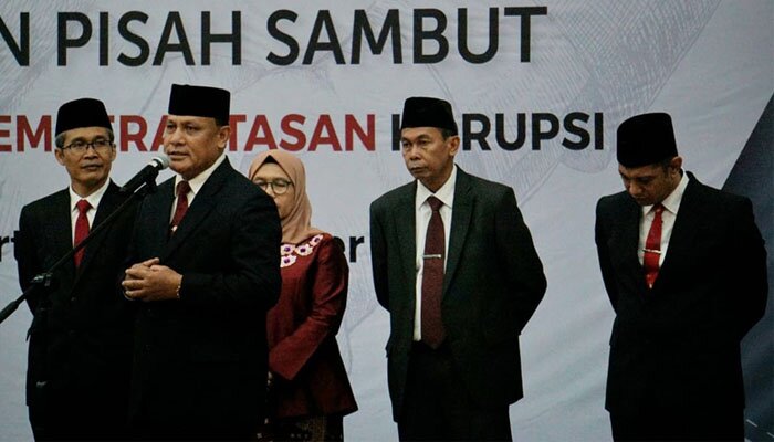 Ketua Komisi Pemberantasan Korupsi (KPK), Firli Bahuri saat memberikan sambutan di acra serah terima jabatan. (ikbal)