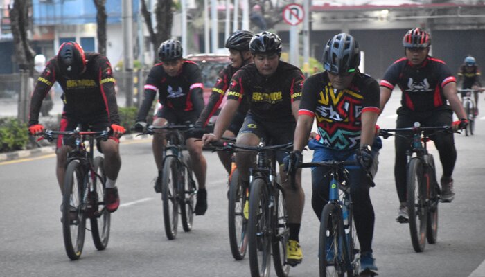 Gowes Kamtibmas Perdana Bareng Kapolda Kaltim.(ist)