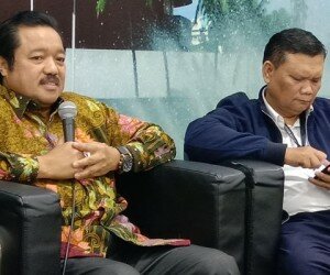 Ketua Fraksi Golkar MPR RI Idris Leina saat memaparkan GBHN. (rizal)