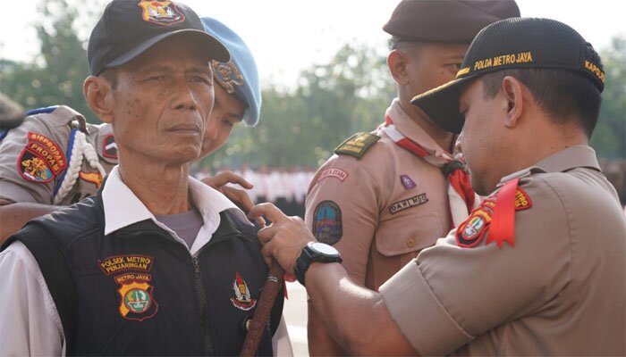 Adapun Operasi Lilin Jaya 2019 ini digelar di seluruh Indonesia mulai 23 Desember 2019 hingga 1 Januari 2020 mendatang.(yahya)