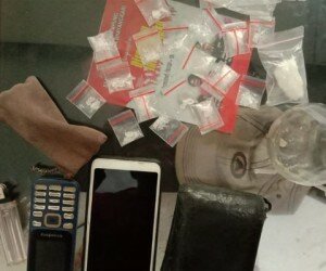 Barang bukti sabu dan peralatan hisapnya diamankan dari bandar narkoba inisial S.(ist)