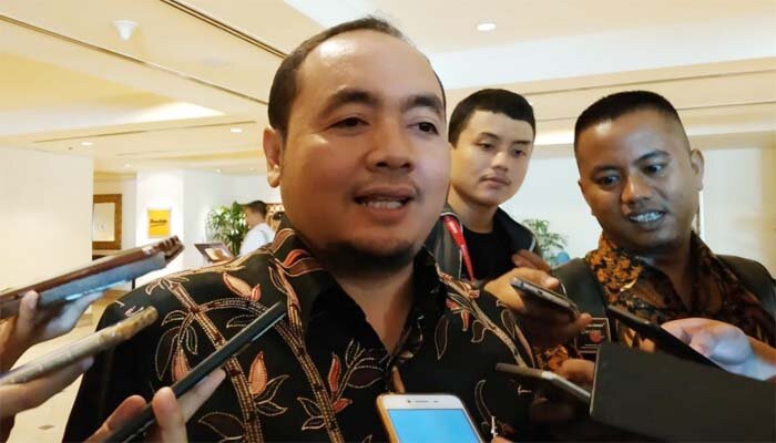 Anggota Panwaslu bidang pengawasan dan sosialisasi, Afifuddin. (ikbal)