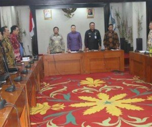 Ketua Komisi II DPR RI, Ahmad Doli Kurnia Tandjung didampingi wakil wali Kota Depok Pradi Supriatna saat kunjungan kerja mengecek kesiapan Pilkada tahun 2020 mendatang di Kota Depok. (anton)