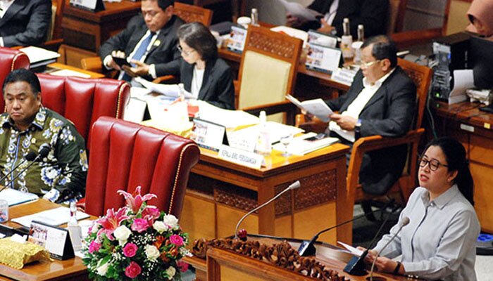 Ketua DPR RI, Puan Maharani saat memimpin Rapat Paripurna. (timyadi)