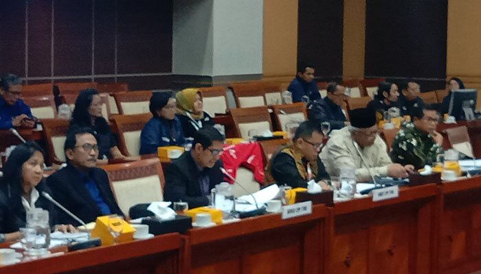 Susana RDP Dewas dan Direksi TVRI bersama Komisi I DPR RI. (rizal)