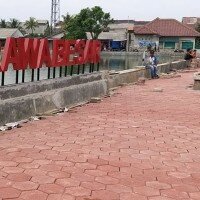 Salah satu lokasi penataan pinggir Setu Rawa Besar Lio, Kel. Depok yang diharapkan Desember 2019 ini selesai dikerjakan. (anton)