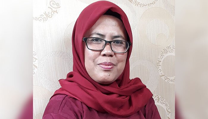 Tuti Sutirah, 53, kordinator pengelola RPTRA Smart Meruya Utara, Kembangan, Jakarta Barat. (rachmi)